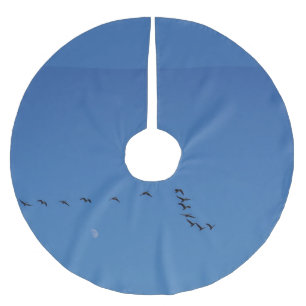 Canadian geese in flight brushed polyester tree skirt