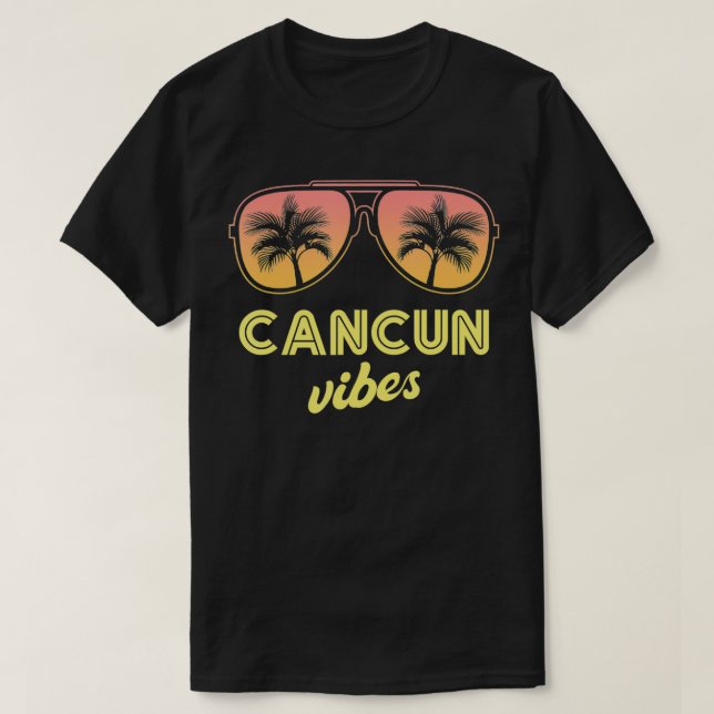 Cancun Summer Vibes Beach Family Vacation 2022  T-Shirt (Design Front)