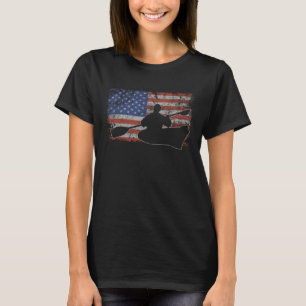Canoeing Retro USA Flag Kayak 4th of July Canoe T-Shirt