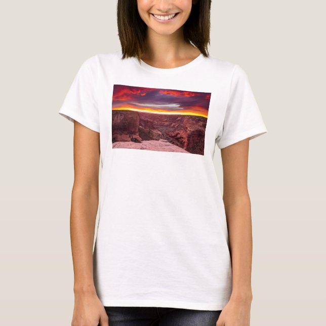 Canyon de Chelly, sunset, Arizona T-Shirt (Front)