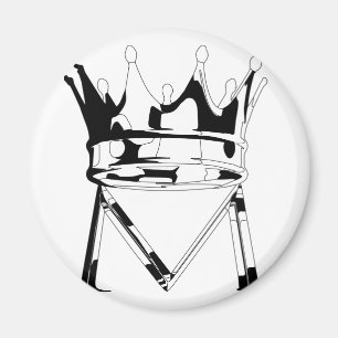 CAPITAL LETTER M WITH CROWN BLACK AND WHIT MAGNET