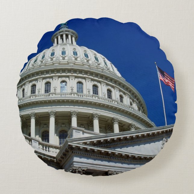 Capitol Building, Washington, USA Round Cushion (Front)