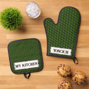 Capricorn Zodiac Symbol Standard by K Yoncich Oven Mitt & Pot Holder Set