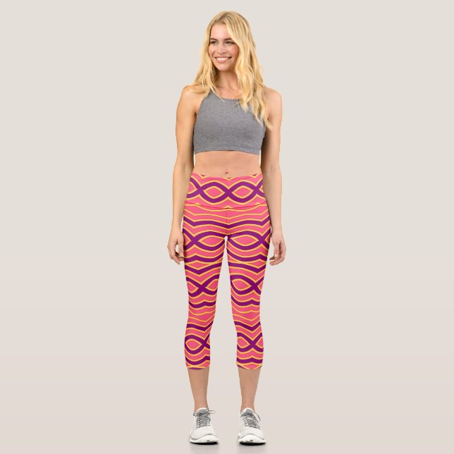 Capris, A multicolor trendy fabric pattern design Capri Leggings (Front)