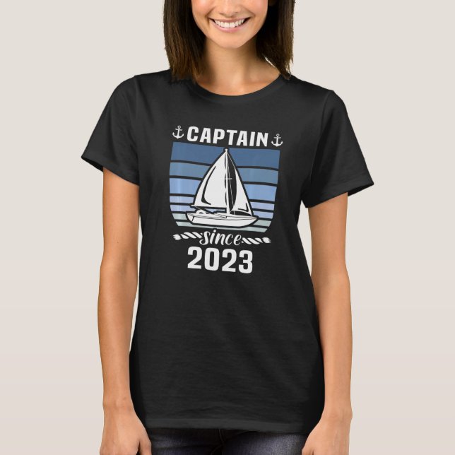 Captain 2023 Boat Driving Licence Motorboat Sailin T-Shirt (Front)