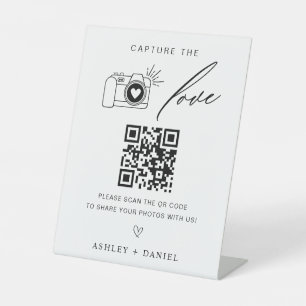 Capture the Love Qr Code Wedding Pedestal Sign