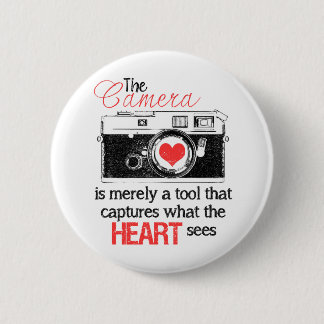 Capturing the Heart 6 Cm Round Badge