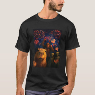 Capybara Funny Bigfoot Aliens Selfie Celebrating 4 T-Shirt