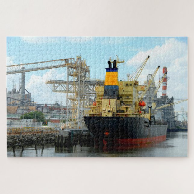 Cargo freighter ship background jigsaw puzzle (Horizontal)