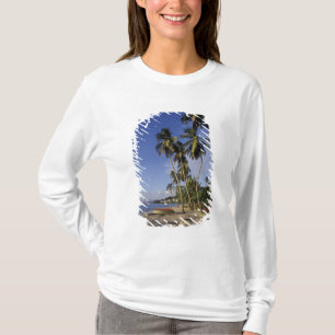 CARIBBEAN, Grenada, St. George, Boats on palm T-Shirt