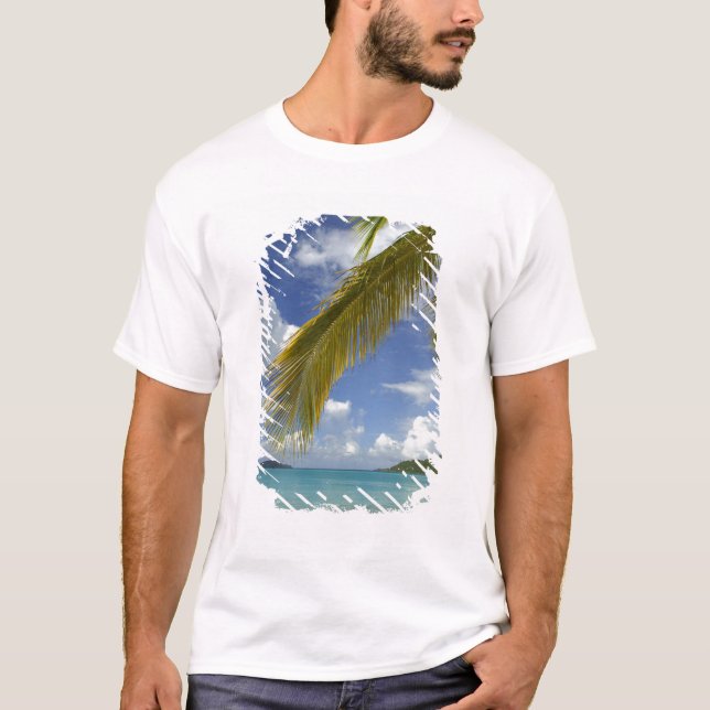 Caribbean, U.S. Virgin Islands, St.Thomas, T-Shirt (Front)