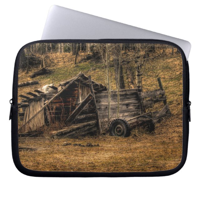 Cariboo Rustic Shed Ranch Farm Mousemat Design Laptop Sleeve (Front)