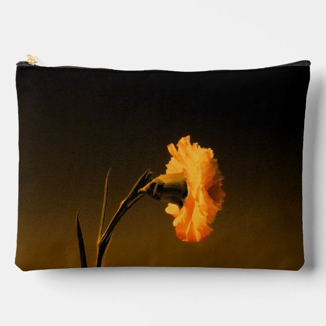 carnation accessory pouch (Front)