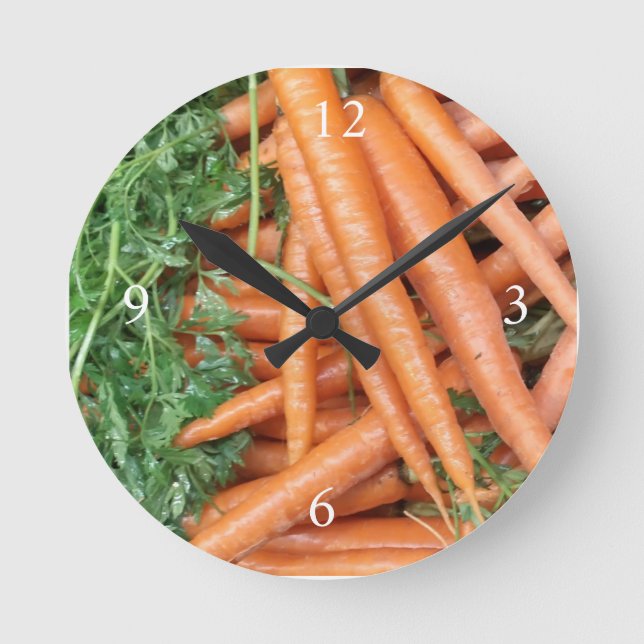 CARROT  ROUND CLOCK (Front)