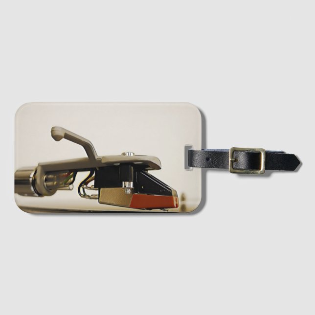 Cartridge macro shot - luggage tag (Front Horizontal)
