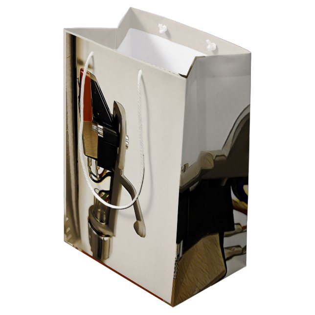 Cartridge macro shot - medium gift bag (Back Angled)