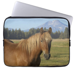 Cascade Range   Chestnut Horse Laptop Sleeve
