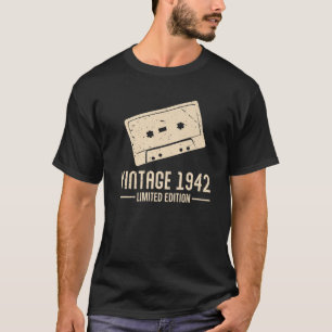 Cassette Tapes S 1942 Vintage Retro Design Birthda T-Shirt