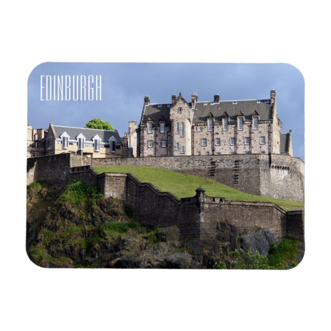 castle mediaeval edinburgh magnet (Horizontal)