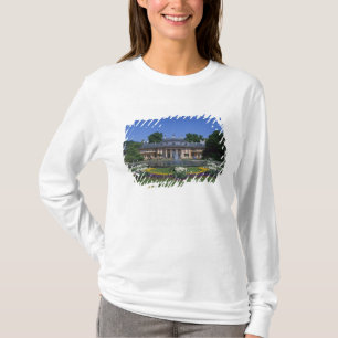 Castle Pillnitz, Dresden, Saxony, Germany T-Shirt