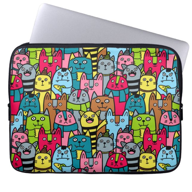 Cat and kittens laptop sleeve (Front)