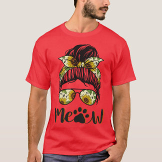 cat and sunflower 1 T-Shirt