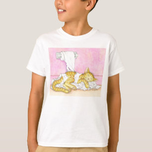 CAT and toilet tissue T-Shirt