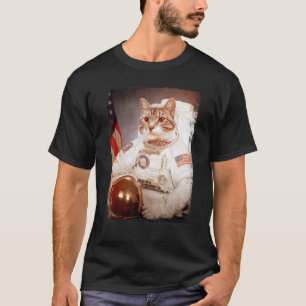 Cat Astronaut Moon Space Mission Animal Astronaut  T-Shirt