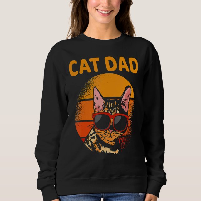 Cat Dad Retro Style Father's Day Men Cat Distresse Sweatshirt (Front)