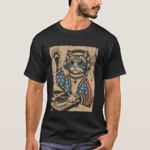 Cat Dj Turntable Vintage Kitten Disco Music Men Wo T-Shirt