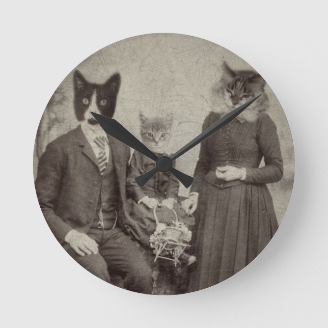 Cat Family Picnic clock (Front)