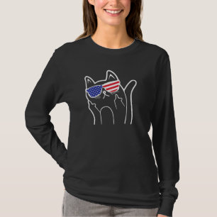Cat Flipping Off Funny Patriotic Cat Women And Men T-Shirt