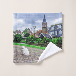 Cat in traditional fishing village wash cloth