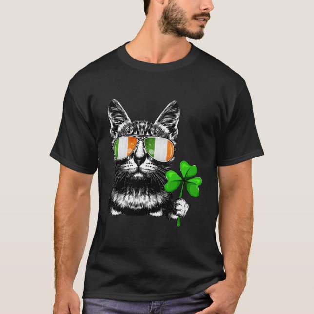 Cat Ireland Flag Sunglasses Shamrock St Patricks D T-Shirt (Front)