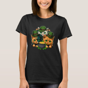 Cat Leprechaun Cat  Shamrock St Patricks Day T-Shirt