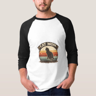 Cat Mom Vintage Retro Sunset Design T-Shirt