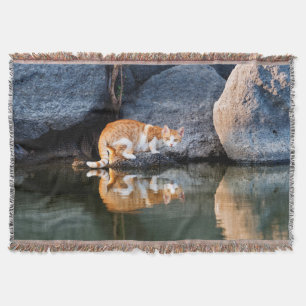 Cat Reflection in Pond Water Funny Photo - Throw Blanket