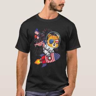 Cat Rocket Fireworks Usa Flag 4th Of July Patriot T-Shirt
