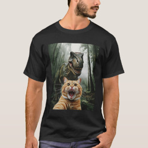Cat Screaming Selfie With Dinosaur Hilarious Jungl T-Shirt
