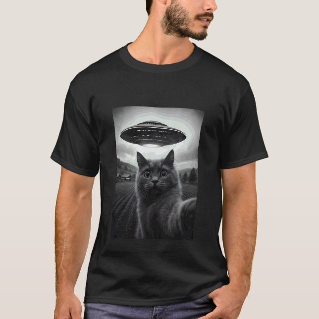 _ Cat Selfie Funny Alien Abduction Meme Artwork T-Shirt (Front)