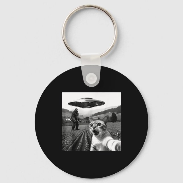 Cat Selfie With Alien Ufo Funny Cat Alien Bigfoot  Key Ring (Front)
