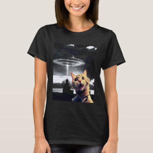 Cat Selfie With Alien UFO Funny Cat For Men Women T-Shirt