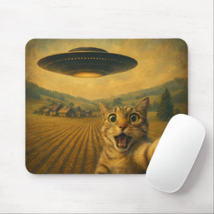 Cat Selfie With Alien UFO Funny Cat Gifts Mouse Pad