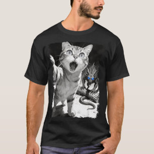 Cat selfie with chupacabra funny cryptid meme T-Shirt