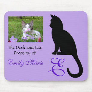 Cat Sitting Silhouette: Desk of Mouse Pad