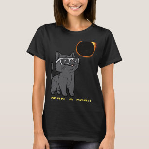 Cat Solar Eclipse 2024 Totality April 8 Women Men T-Shirt