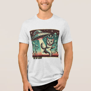 Cat UFO Selfie: Vintage Invasion (Men's T-shirt) Tri-Blend Shirt