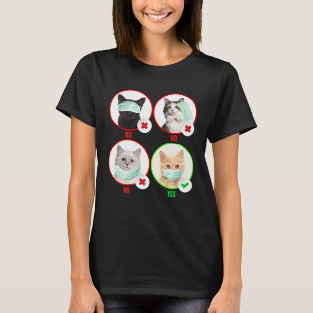 Cat Wear Face Mask Right  Cat  Social Distance T-Shirt (Front)