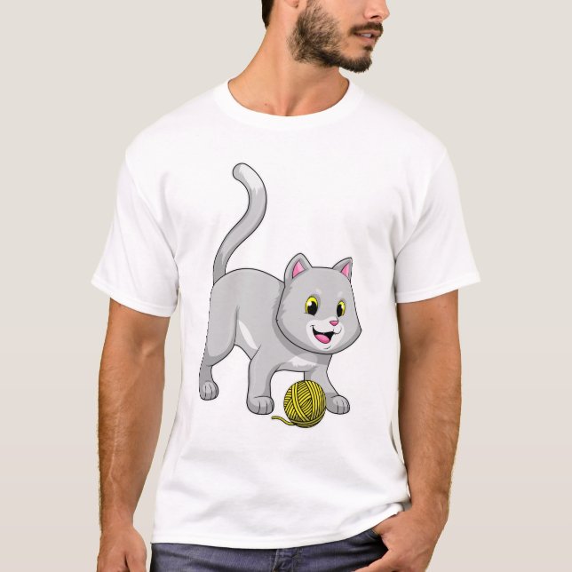 Cat with Wool yarn ball T-Shirt (Front)