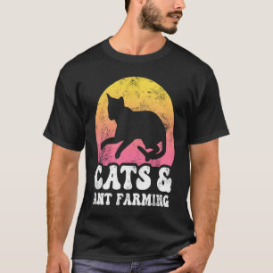 Cats & Ant Farming Vintage Retro Hobby T-Shirt
